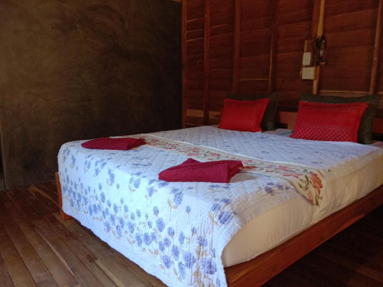 Mada Lanta Mai Keaw Hotel Ko Lanta Eksteriør billede